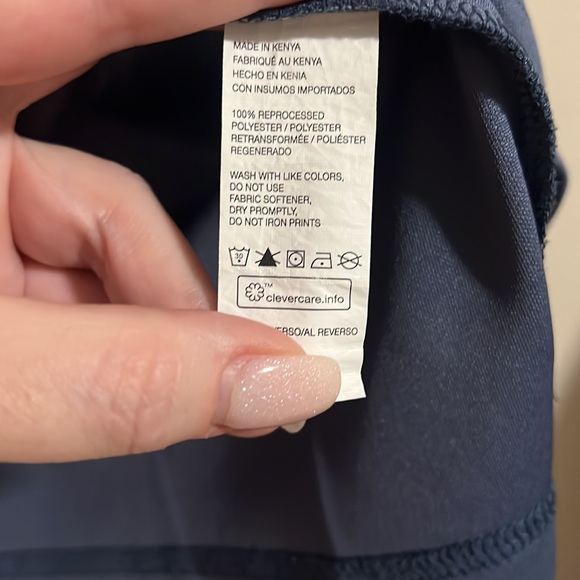 Izod Men’s Golf Shirt - Picture 3 of 4